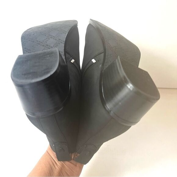 Vionic Black Leather Ankle Booties Block Heel Women's Sz 7 Comfort Casual Zip Up - Picture 9 of 10